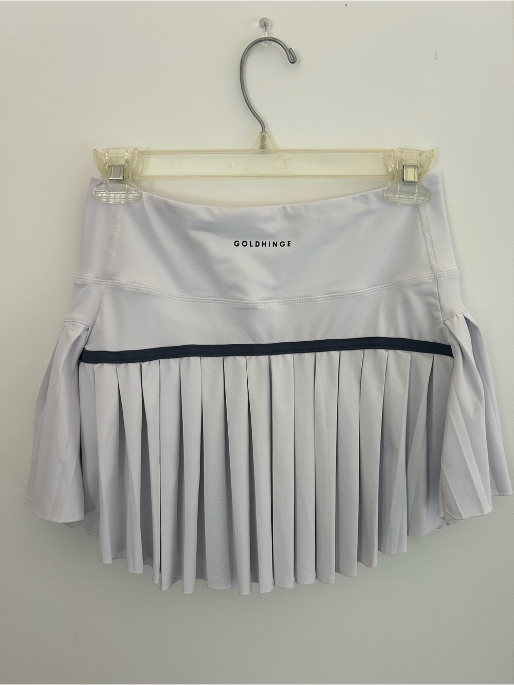 Gold Hinge White Pleated Athletic Skirt — Size Medium — Tennis & Golf - Picture 3 of 6